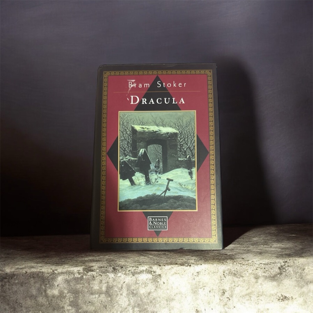 Bram Stoker's Dracula Book